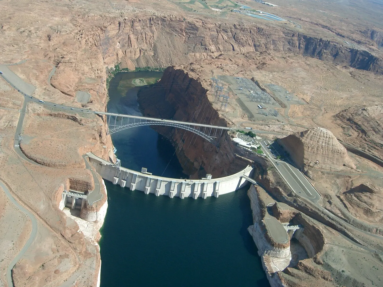 Glen Canyon Dam with Lake Powell behind it