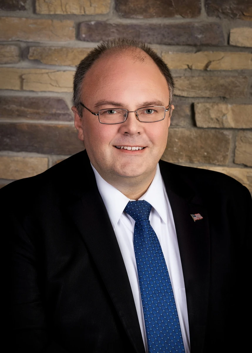 Official portrait of Jason T. McGuire from sjc.utah.gov