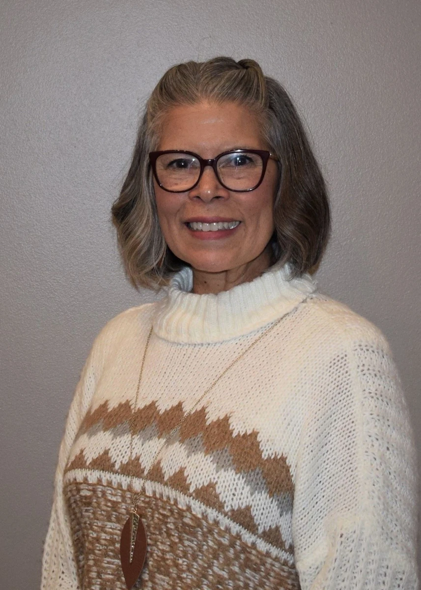 Official portrait of Yvonne Barney from heberut.gov