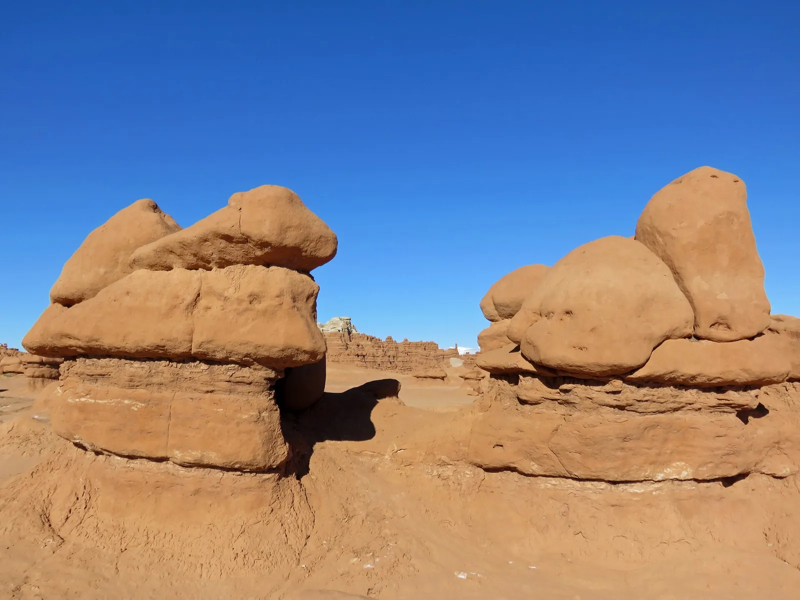 Hoodoo formations in Goblin Valley State Park.